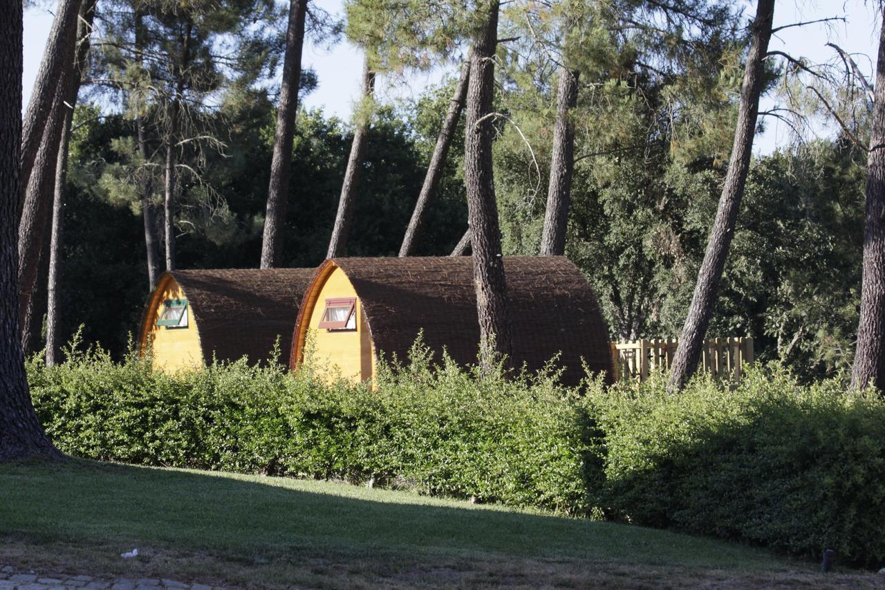 Camping Oleiros Hotel Oleiros  Exterior photo